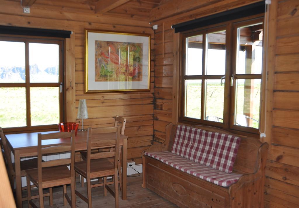 North Star Cottage Eyvindarholar Room photo